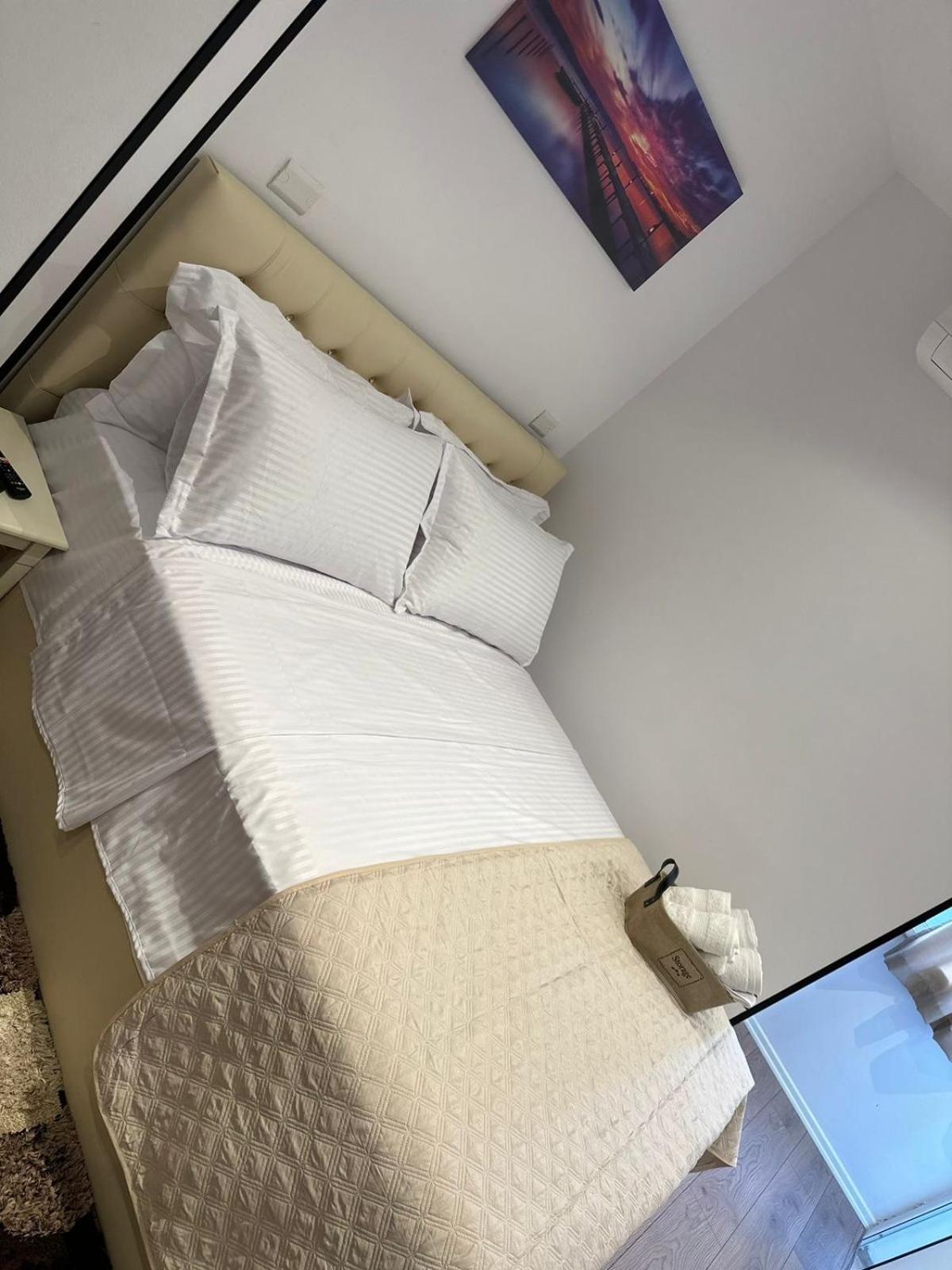 Heart Of Tirana Apartment Екстериор снимка